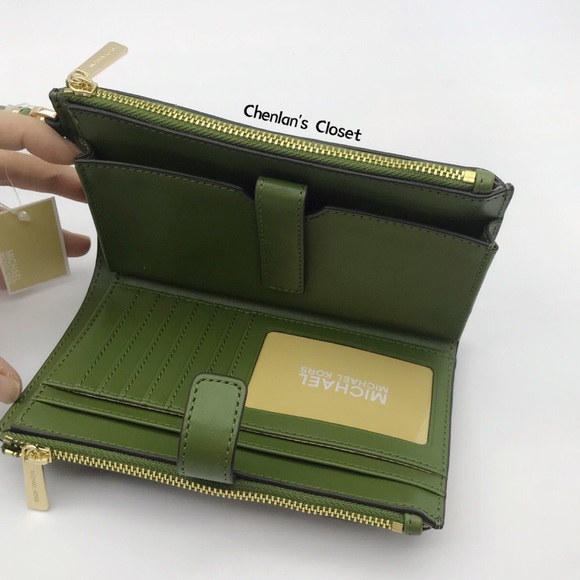 NWT Michael Kors Hope MD Set - Picture 9 of 10